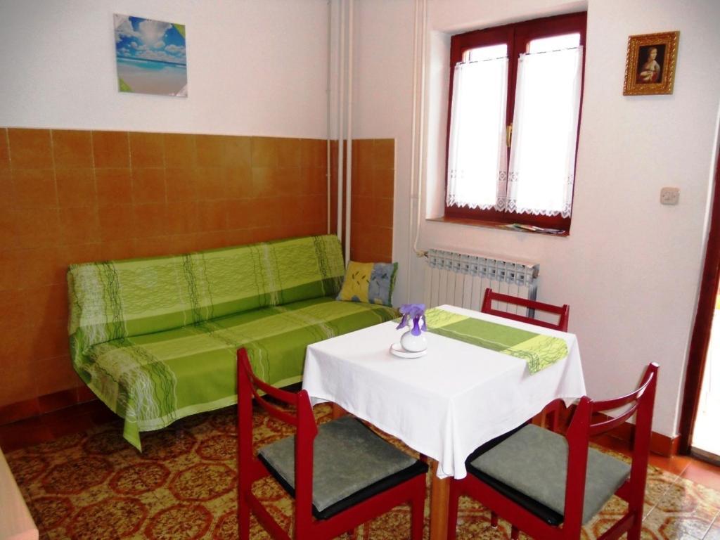 Andreja Apartment *